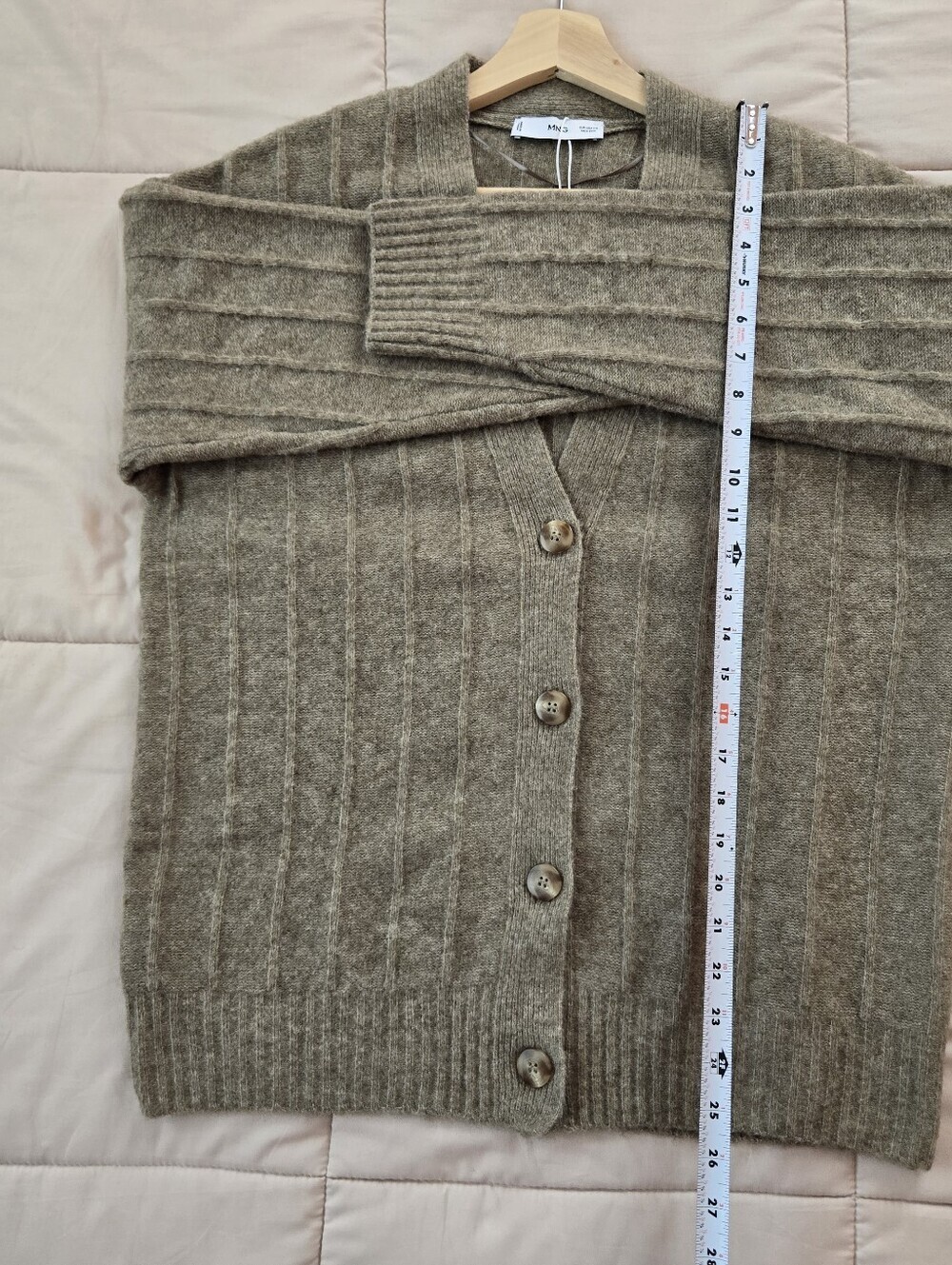 NWT Mango Olive Green Ribbed V-Neck Buttoned Long Cardigan - Picture 9 of 9